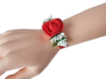 K22 _J * Kotylion na rękę na ślub, studniówkę, połowinki z czerwoną różyczką i białymi dodatkami